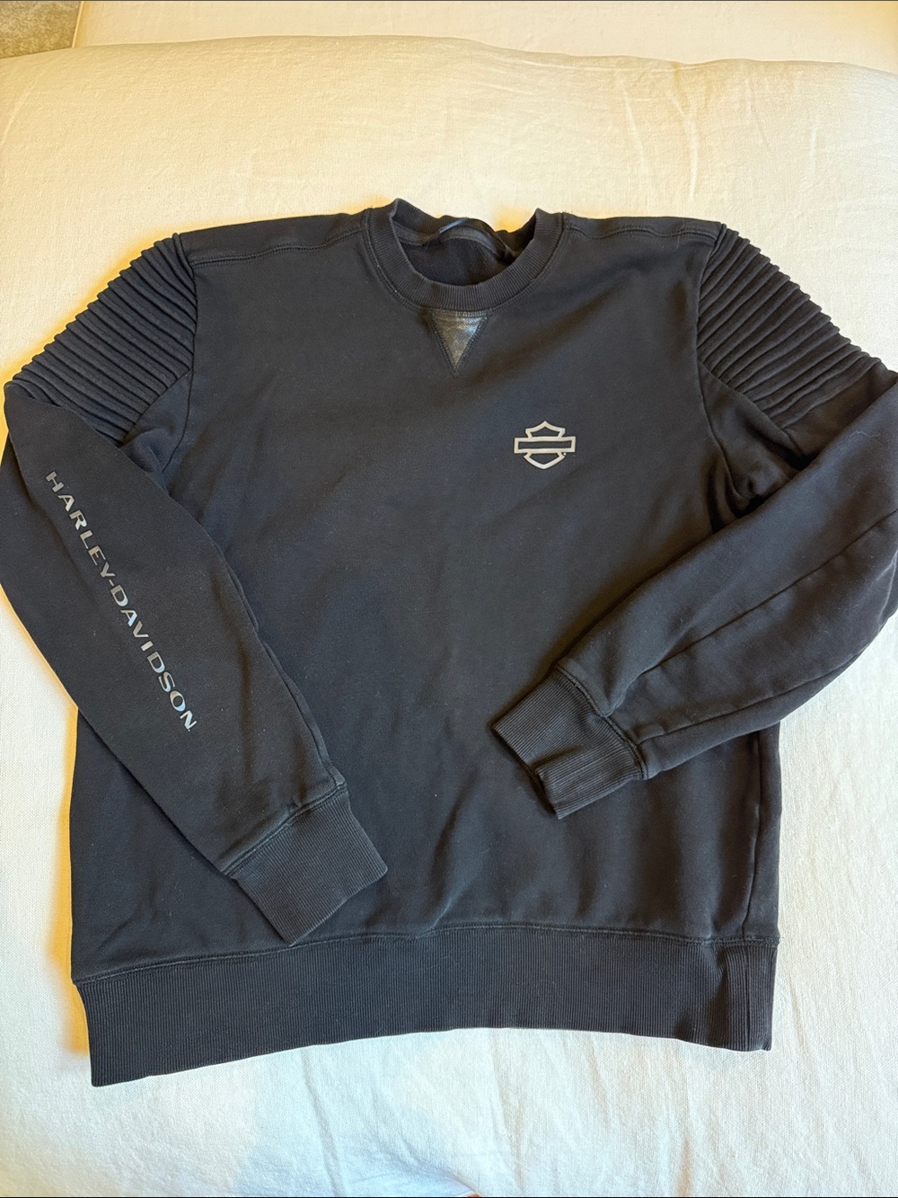 Harley-Davidson Black Crewneck Sweatshirt with Ribbed Shoulder Panels
